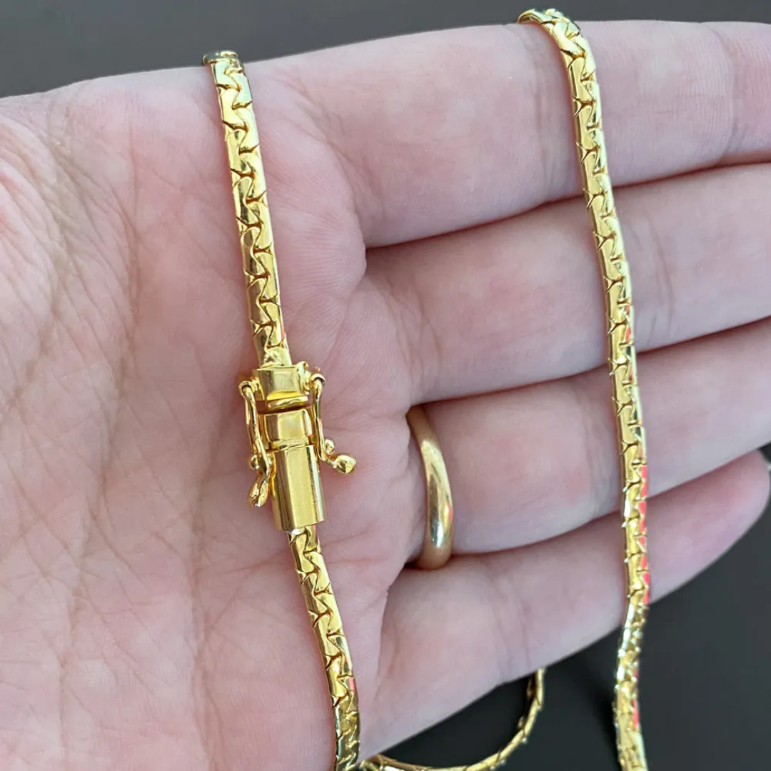 Corrente Cadeado Estampada 3,5mm Fecho Duplo 21g Banhado a ouro 18k