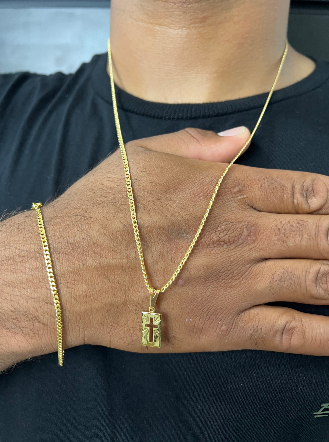 Kit Imperador Gold – Corrente + Pulseira + Pingente Crucifixo de Presente Banhados a Ouro 18K